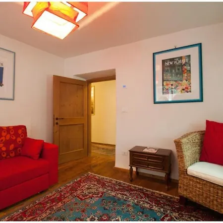 House With 3 Bedrooms In With Wonderful Lake View And Wifi 100 Km From The Beach Casa vacanze Barcis