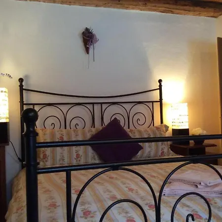 House With 3 Bedrooms In With Wonderful Lake View And Wifi 100 Km From The Beach * Barcis