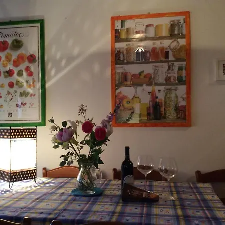 Casa vacanze House With 3 Bedrooms In With Wonderful Lake View And Wifi 100 Km From The Beach *